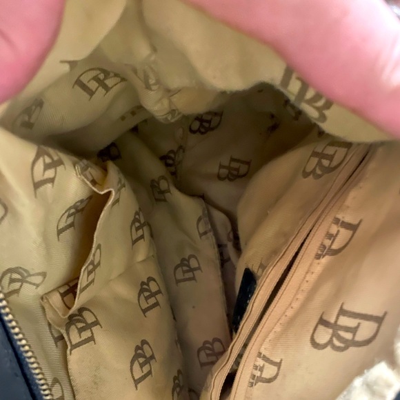 Dooney and Bourke handbag - Picture 5 of 6